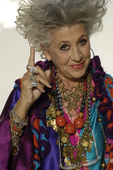 Pilar Bardem en kika-superbruja-y-el-libro-de-hechizos