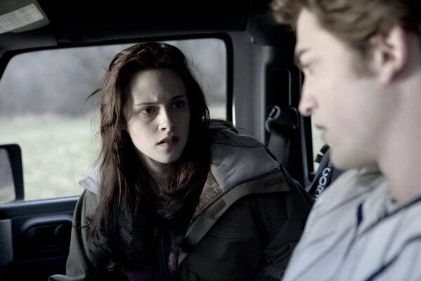 Kristen Stewart y Robert Pattinson en Crepúsculo