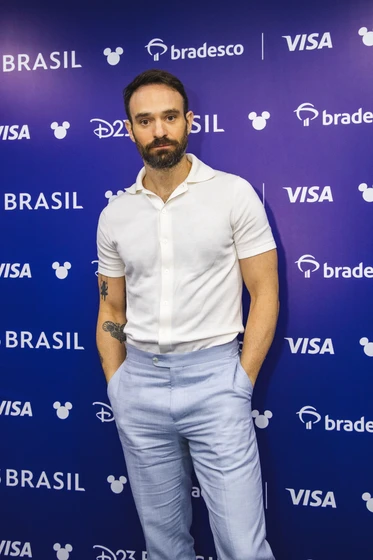 Charlie Cox en daredevil-born-again (Convención D23 (Brasil). Noviembre 2024)