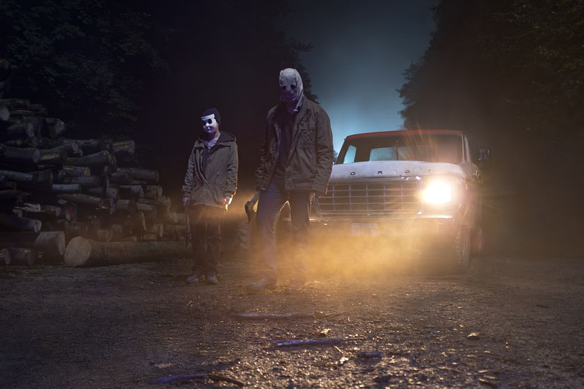 Imagen de Strangers: Capítulo 1