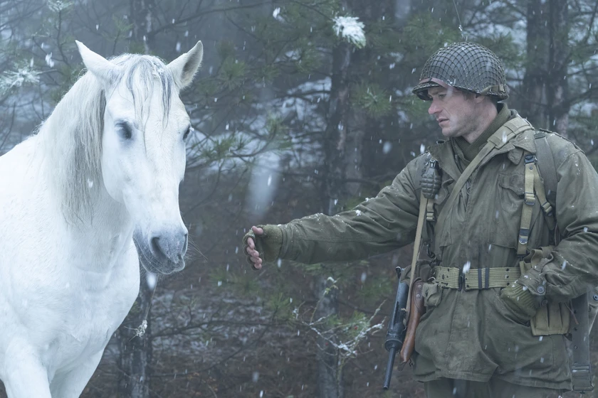 Scott Eastwood en lucky-strike