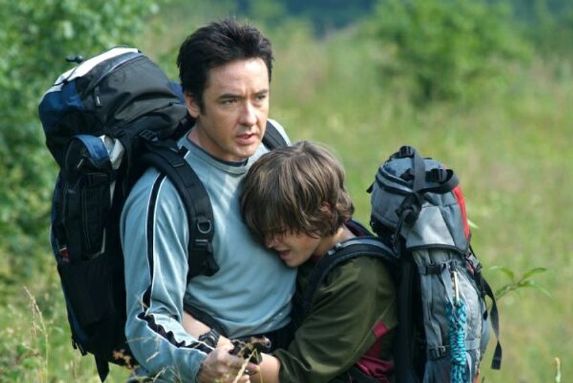John Cusack y Jamie Anderson en The Contract