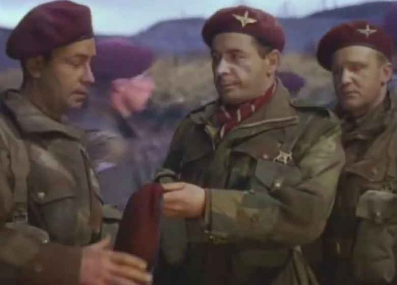 Leo Genn y Alan Ladd en Sesenta Segundos de Vida