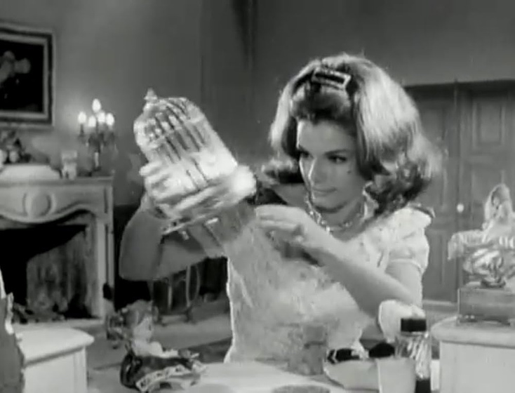 Kitty de Hoyos en La Loba