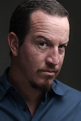 picture of actor Andrés Crespo