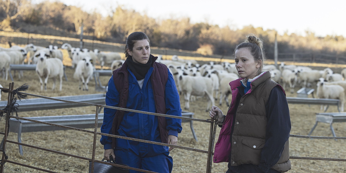 Laia Manzanares y Ángela Cervantes en Lo que queda de ti