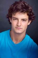 photo of person Adrián Muñoz