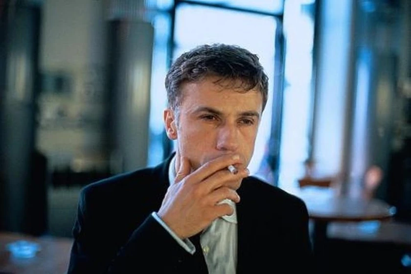 Christoph Waltz en love-scenes-from-planet-earth