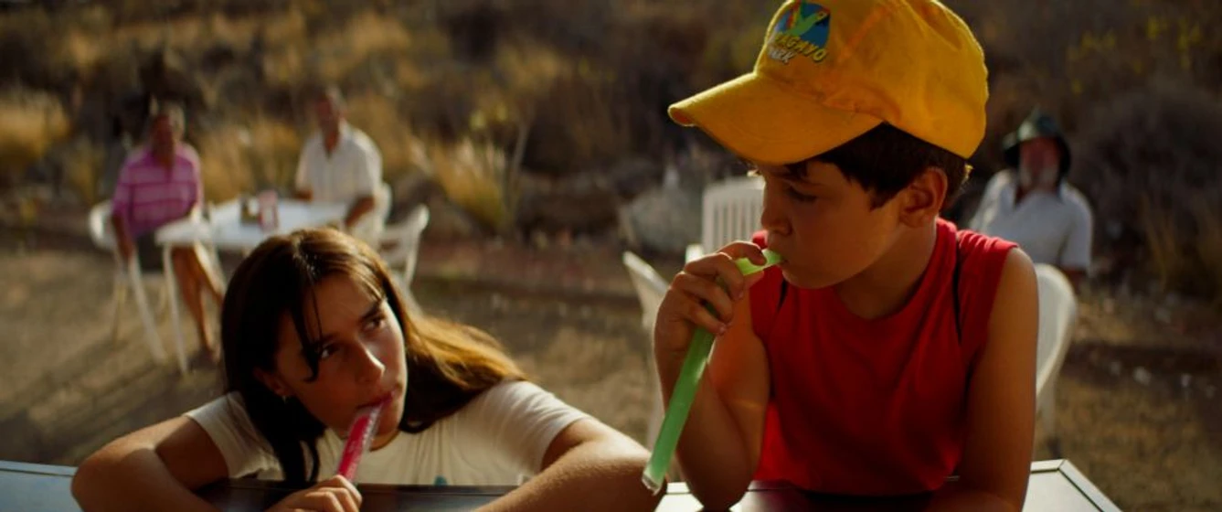 Paula Campos y Agustín Díaz en matar-cangrejos