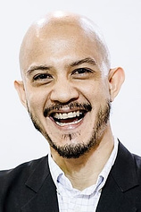 photo of person Prabda Yoon