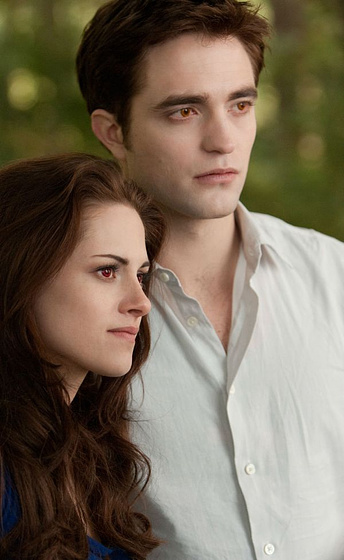 Kristen Stewart y Robert Pattinson en La Saga Crepúsculo: Amanecer - Parte 2