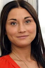picture of actor Stephanie Leon