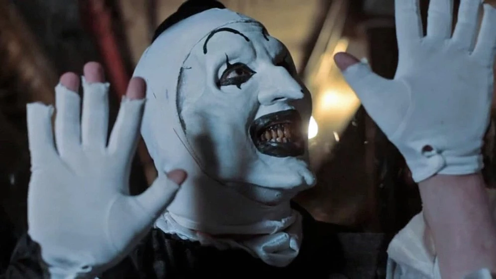 Mike Giannelli en la-vispera-de-halloween