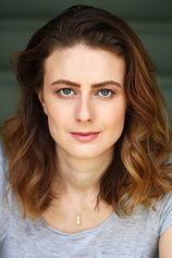 picture of actor Taryn Leggett