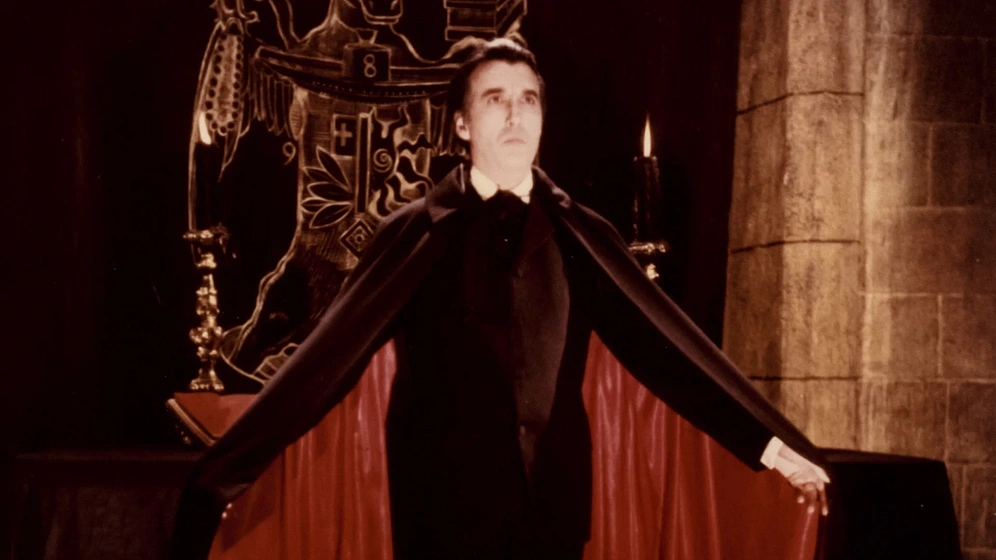 Christopher Lee [I] en el-poder-de-la-sangre-de-dracula