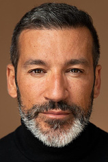 picture of actor Carlos Oliveira