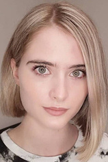 picture of actor Nia Roam