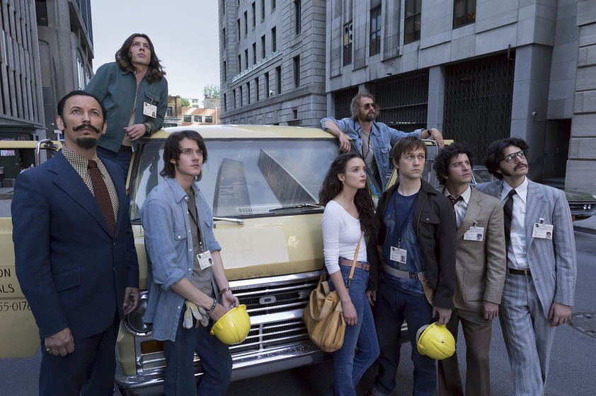 Joseph Gordon-Levitt, Ben Schwartz, Steve Valentine y Charlotte Le Bon en El Desafío (The Walk)