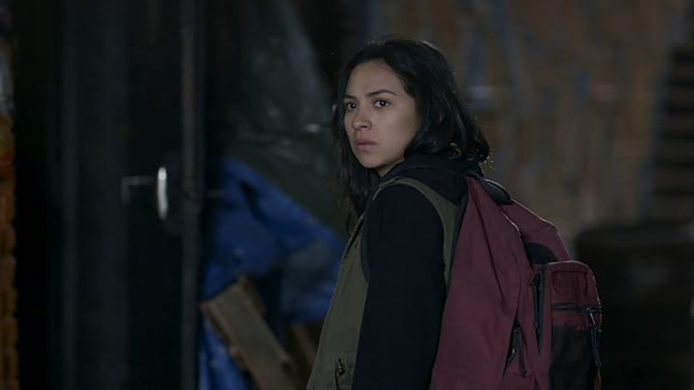 Ezmie Garcia en Una Vida Amenazada
