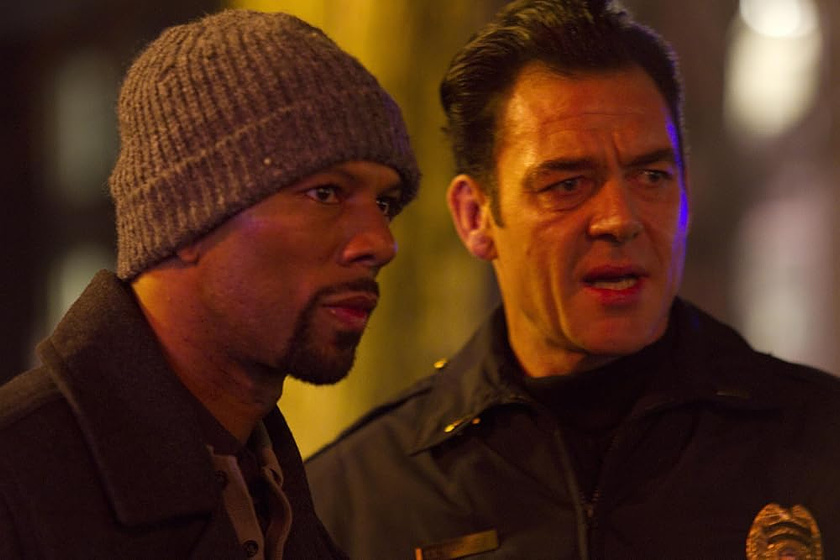 Marton Csokas y Common en el-asedio