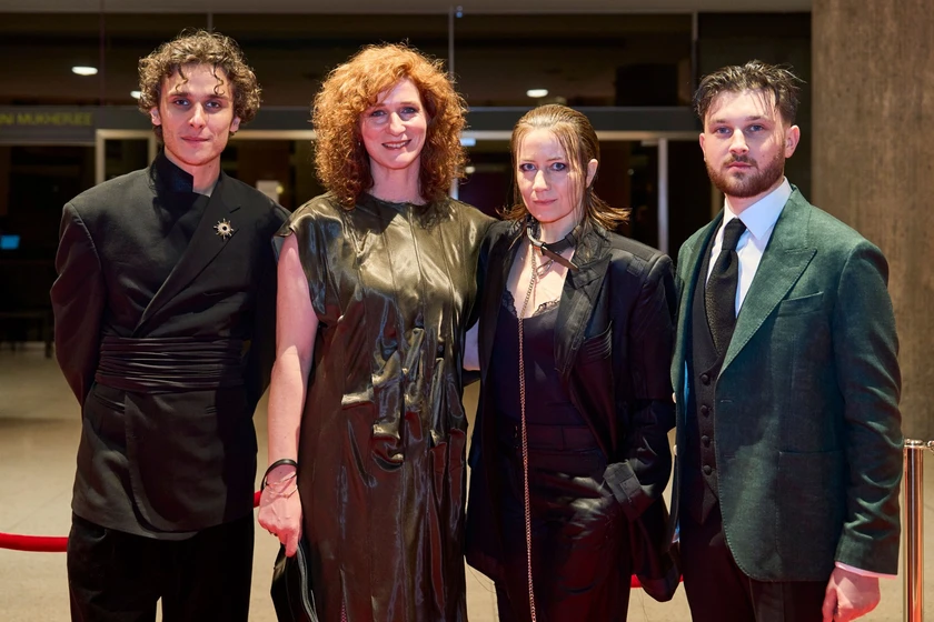 Čejen Černić, Lav Novosel, Andrija Zunac y Tanja Smoje en sandbag-dam (Berlinale. Febrero 2025)