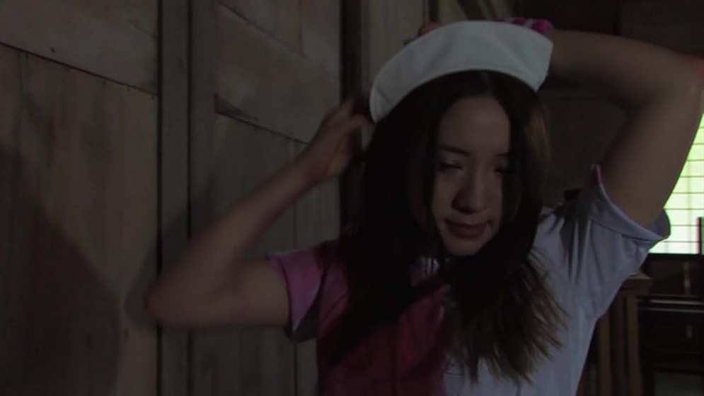 Alice Ozawa en rape-zombie-la-lujuria-de-los-muertos-vivientes