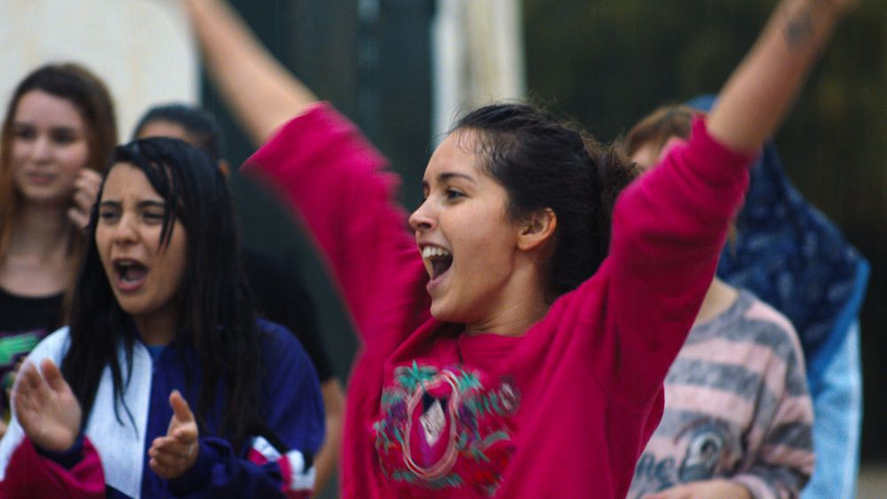 Lyna Khoudri en Papicha. Sueños de Libertad