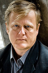 photo of person Peter Brosens