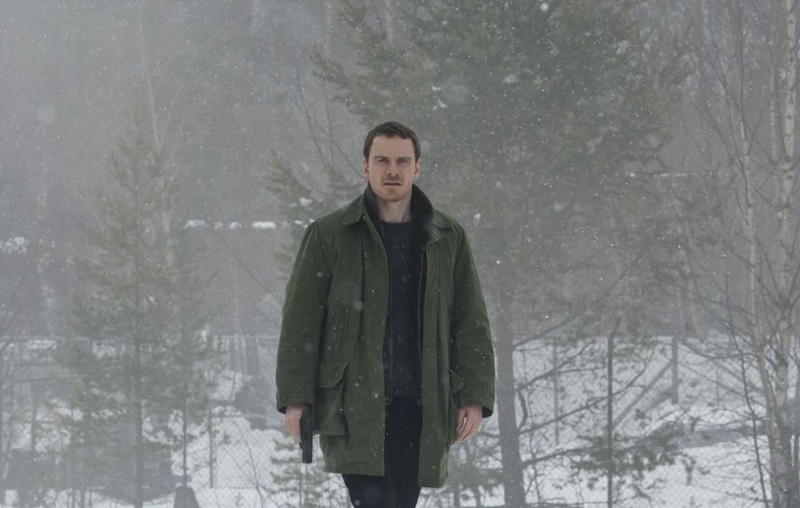 Michael Fassbender en el-muneco-de-nieve