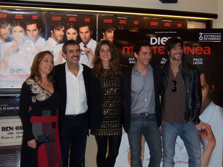 Olivia Molina, Joaquín Oristrell, Carmen Balagué, Paco León y Alfonso Bassave en Dieta mediterránea (Rueda de prensa en Madrid. Enero 2009)