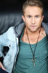 picture of actor Taylor St. Pierre