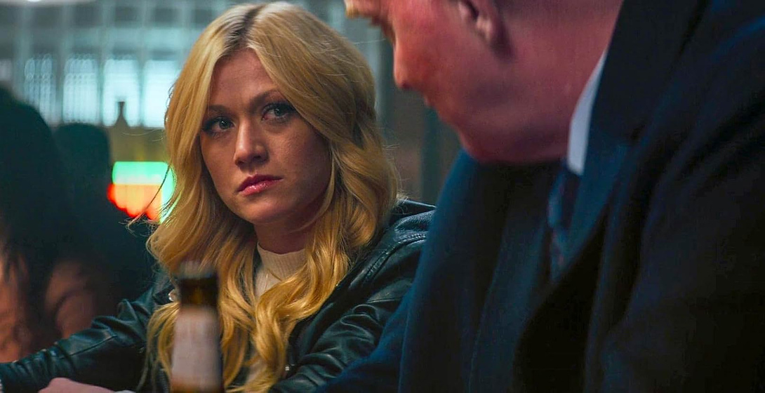 Katherine McNamara en Air Force One: Secuestro Aéreo