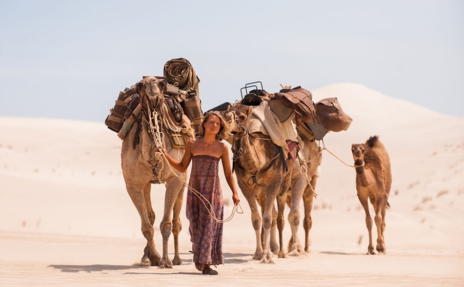 Mia Wasikowska en El Viaje de tu vida