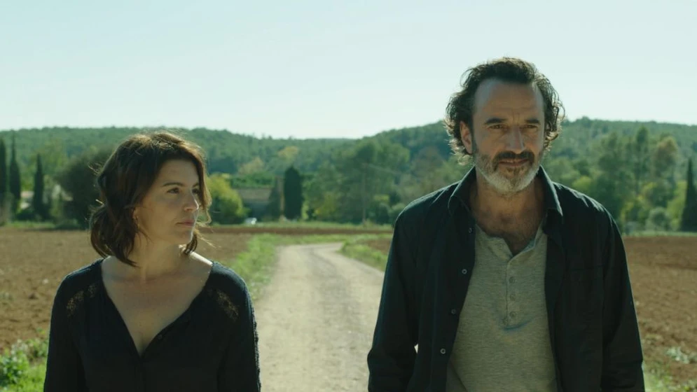 Bruno Todeschini y Laia Marull en brava