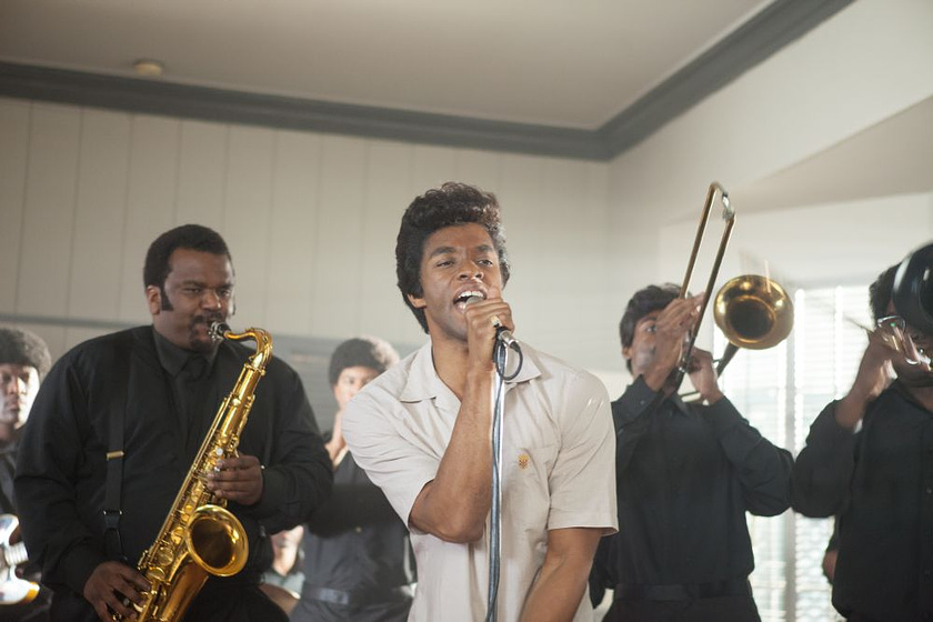 Chadwick Boseman en I Feel Good