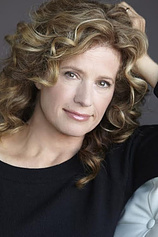 photo of person Nancy Travis