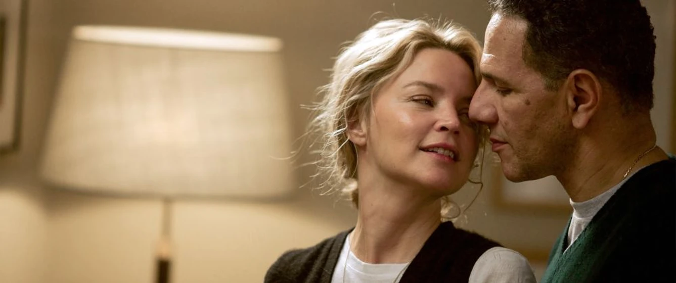 Roschdy Zem y Virginie Efira en los-hijos-de-otros