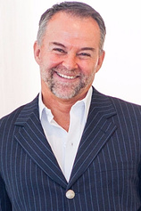 picture of actor Stephen Jennings