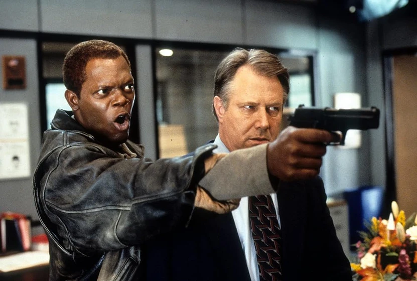 Samuel L. Jackson y J.T. Walsh en negociador-1998