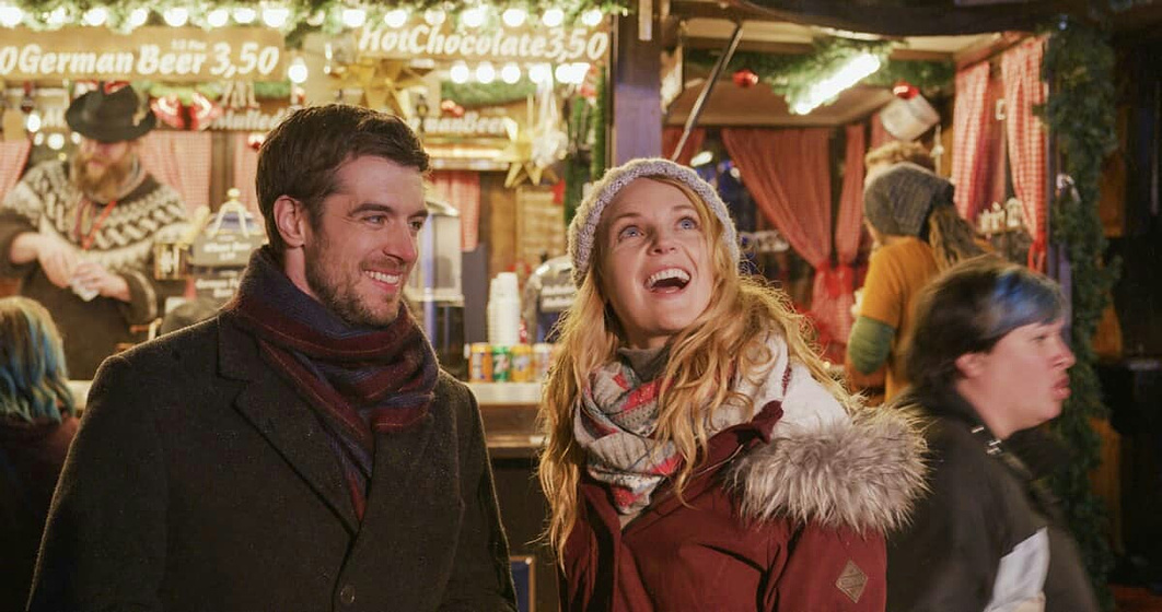 Dan Jeannotte y Brooke Burfitt en Navidad en las Tierras Altas