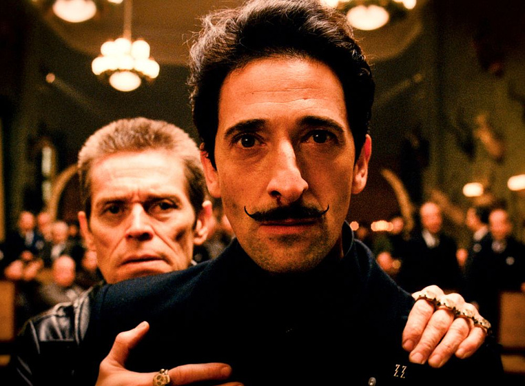 Willem Dafoe y Adrien Brody en El Gran Hotel Budapest