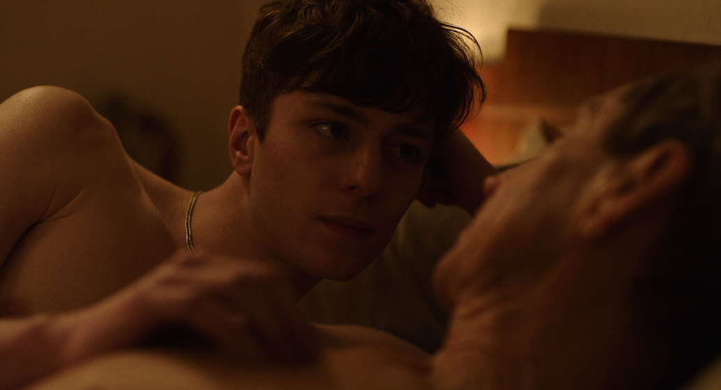 Jonathan Hyde y Ruaridh Mollica en Sebastian