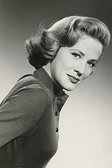 picture of actor Joyce Holden