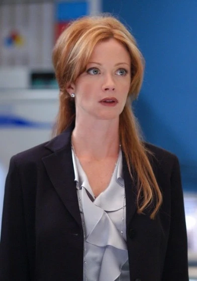 Lauren Holly en navy-investigacion-criminal
