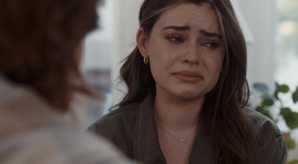Nicolette Langley en falsa-amistad-2022