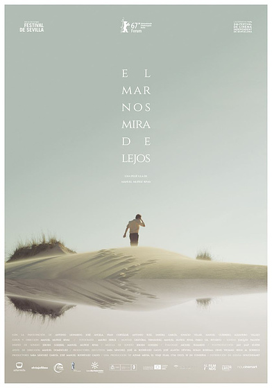 Imagen de El Mar nos mira de Lejos (Cartel español)