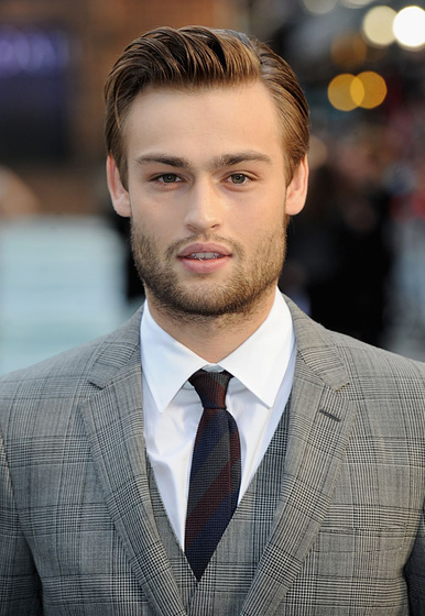 Douglas Booth en Noé (Premiere en Londres. Marzo 2014)