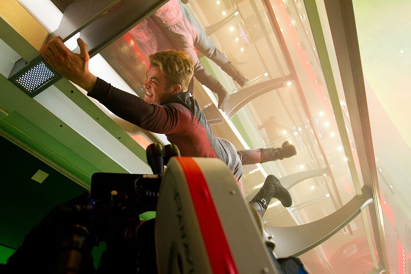 Chris Pine en Star Trek. En la oscuridad