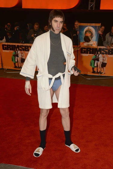Sacha Baron Cohen en agente-contrainteligente (Premiere en Londres. Febrero 2016)
