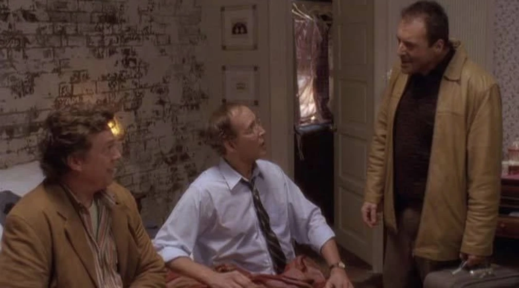 Armand Assante, Chevy Chase y Christopher McDonald en funny-money